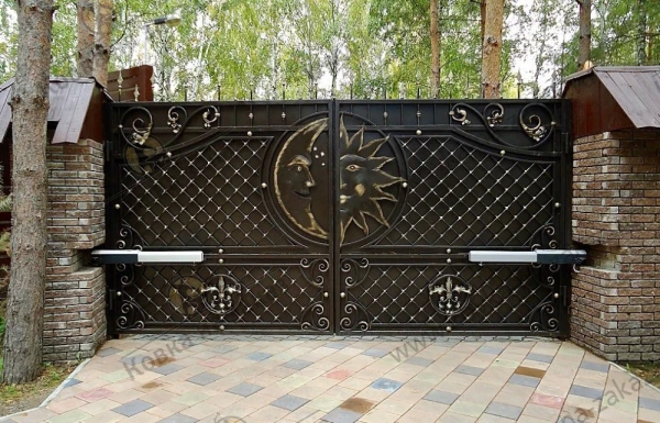 Ворота розпашні